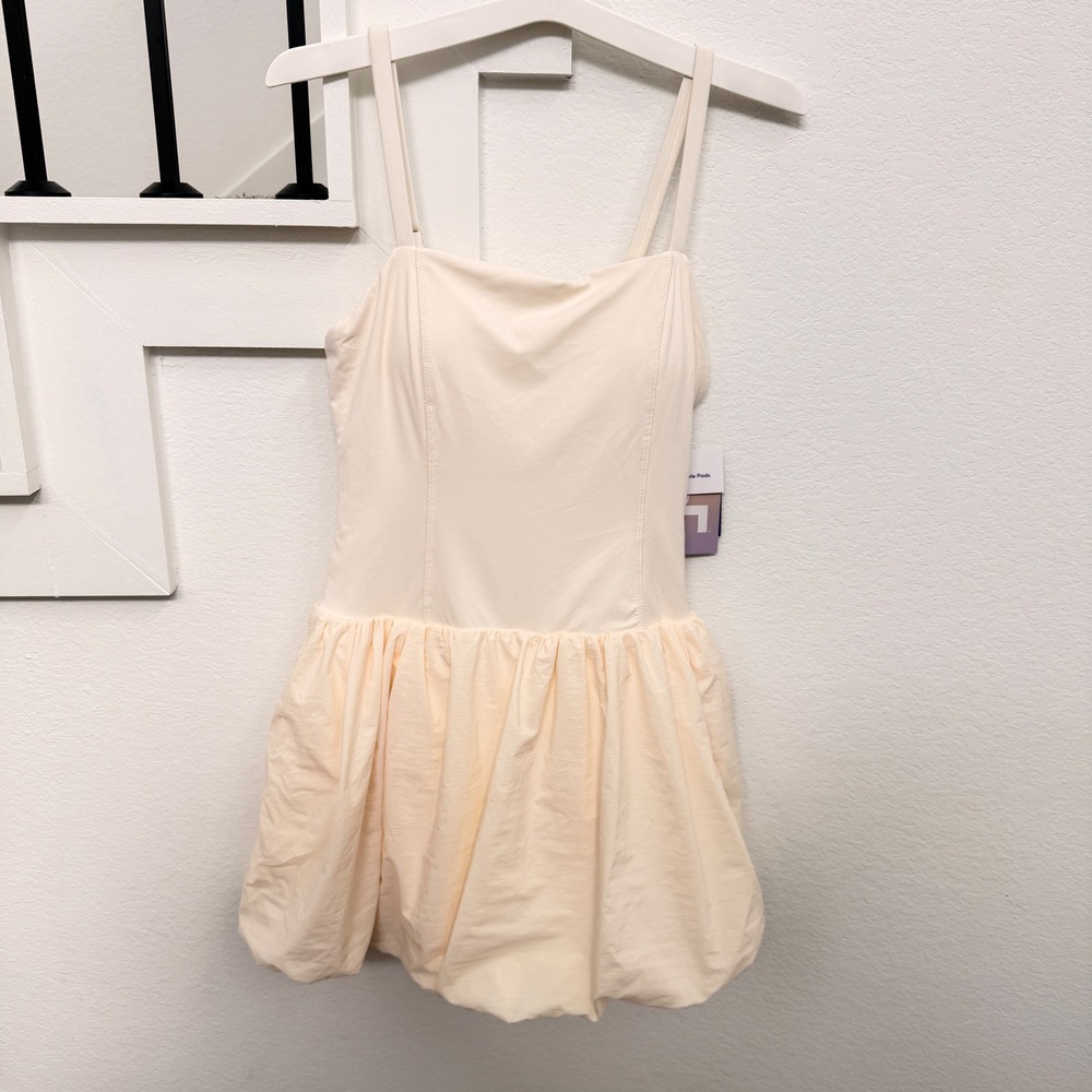 JoyLab Standard Fit Active Dress Cream Small Built-in Shorts Pockets NWT - Picture 7 of 8